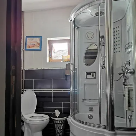 Casuta Gura Humorului